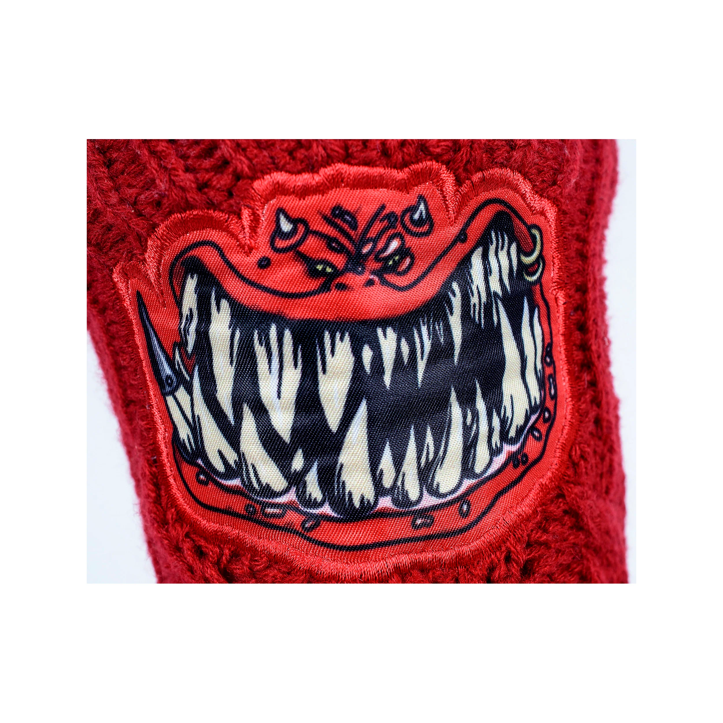 100-warhammer-40-000-red-squig-slipper-socks-2.webp Warhammer 40,000: Red Squig Slipper Socks
