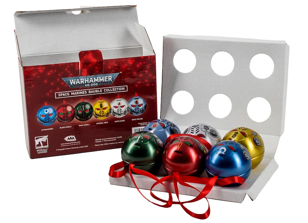 19406-warhammer-40-000-novelty-space-marine-chapter-helmet-baubles-6-pack-2.webp Warhammer 40,000: Novelty Space Marine Chapter Helmet Baubles- 6 pack