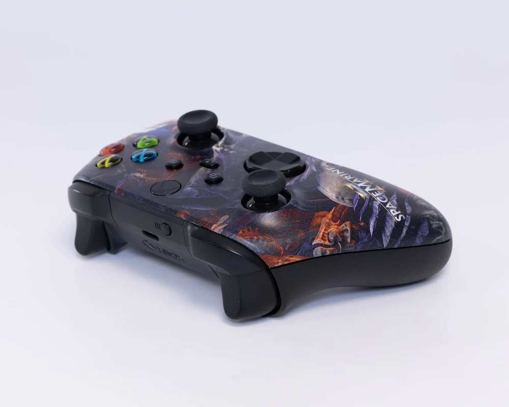 19913-warhammer-40-000-space-marine-2-xbox-custom-controller-3.webp Warhammer 40,000: Space Marine 2 Xbox Custom Controller