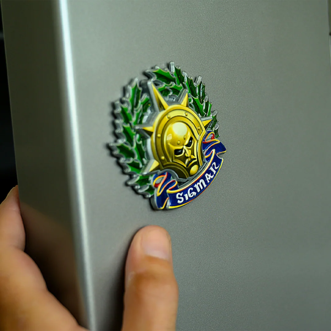 22001-warhammer-age-of-sigmar-stormcast-christmas-magnet-2.webp Warhammer Age of Sigmar: Stormcast Christmas Magnet
