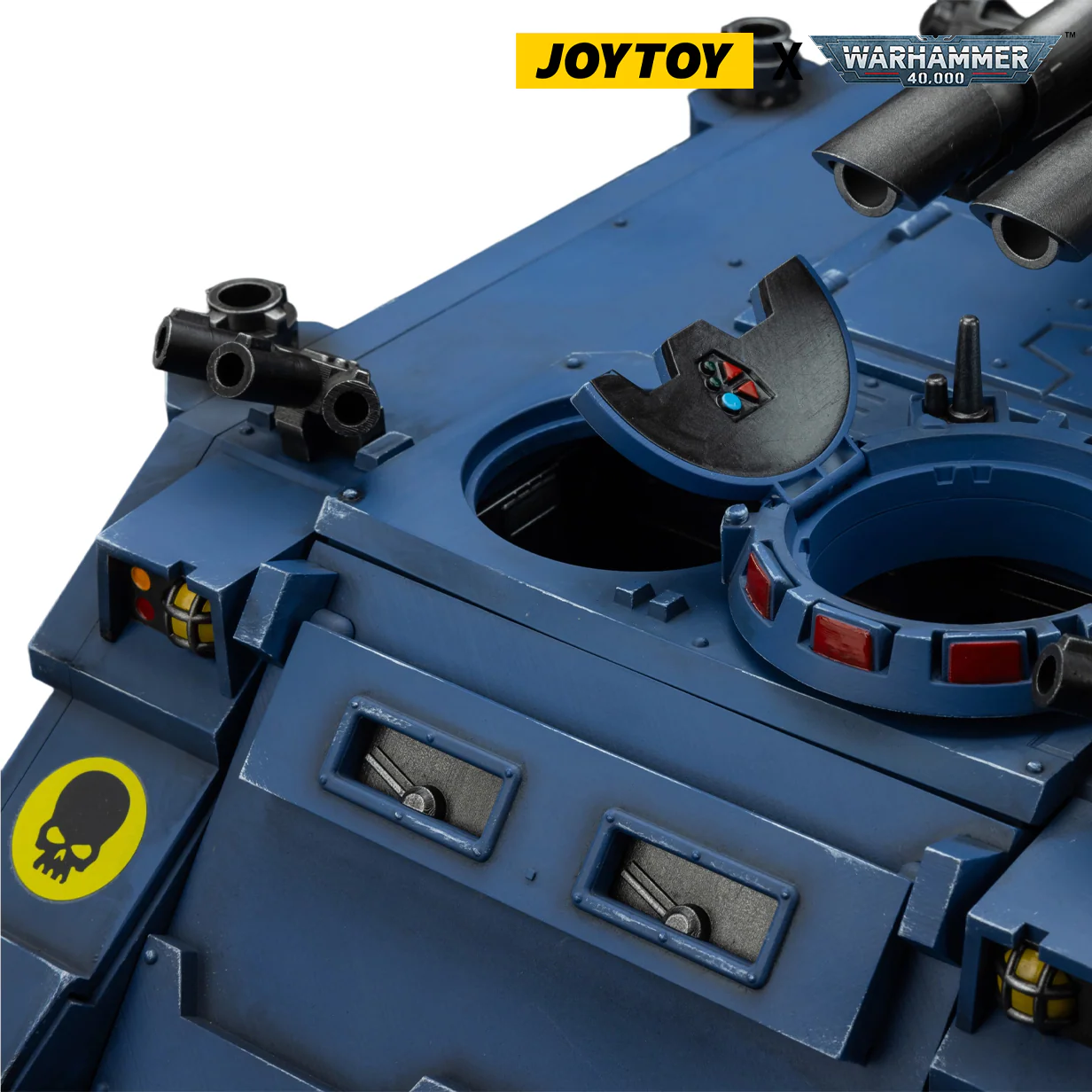 JoyToy Warhammer 40,000 Action Figure - Ultramarines, Razorback with Twin Lascannon (1/18 Scale) Preorder