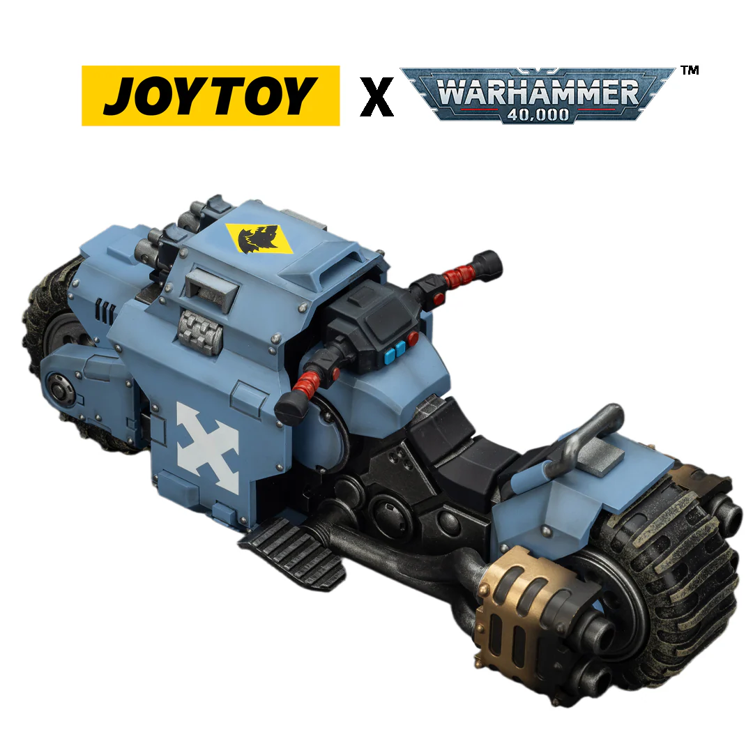 907-joytoy-warhammer-40-000-space-wolves-raider-pattern-combat-bike-with-twin-linked-bolt-rifles-1-18-scale-preorder-3.webp JOYTOY Warhammer 40,000 - Space Wolves, Raider-pattern Combat Bike with twin-linked bolt rifles (1/18 Scale) Preorder